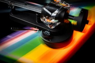 Pro-Ject The Dark Side Of The Moon