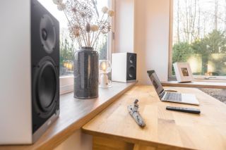 ELAC Debut ConneX DCB61 Aktivlautsprecher (Paarpreis)