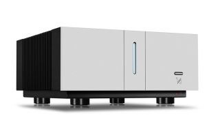 Quad Artera Stereo Endstufe